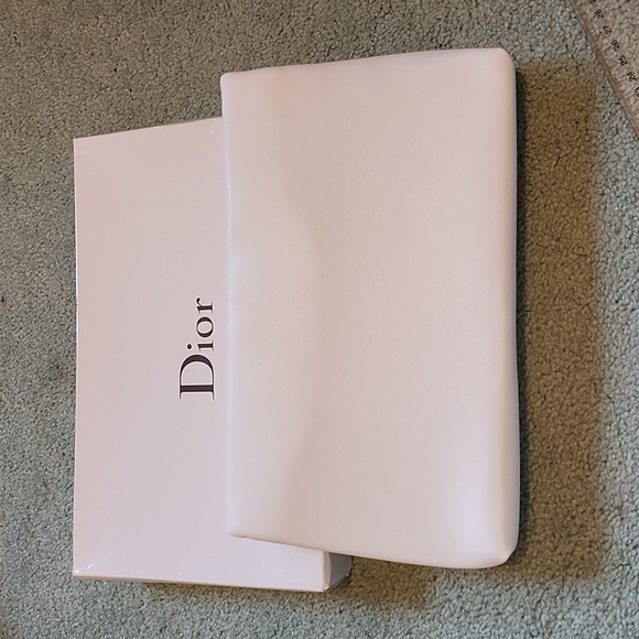 Dior Cosmetic Pouch / Clutch - Picture 3 of 5